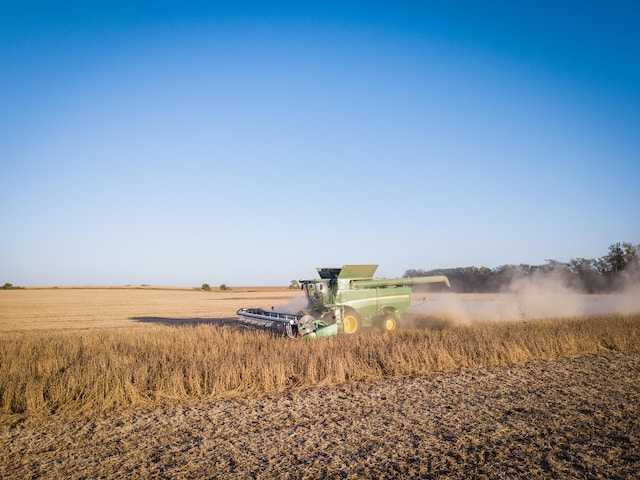 /media/tips/images/farming-in-america.jpg